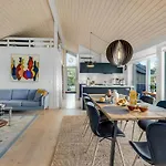 Three-bedroom In Vaggerlose