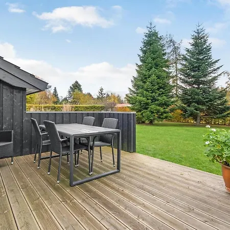 Three-bedroom In Vaggerlose Nyaraló Bøtø By